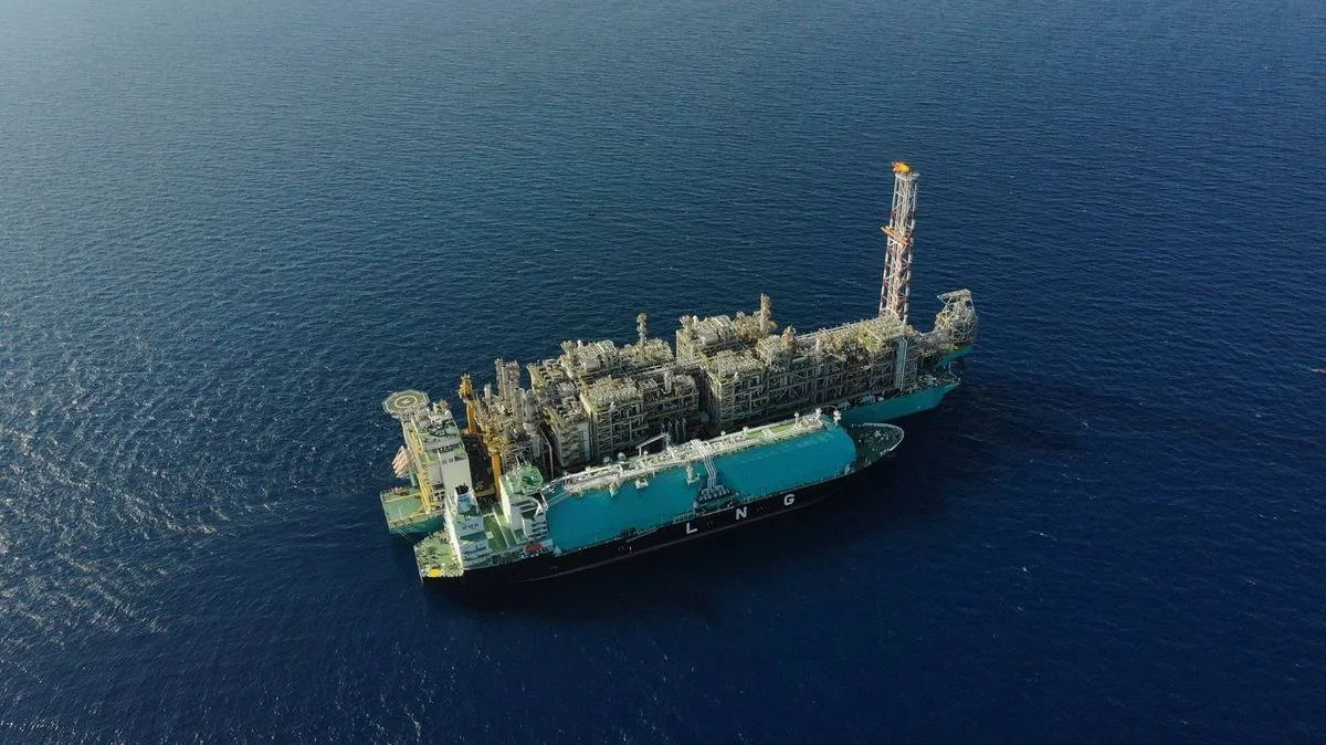 Petronas Secures 20-Year LNG Charter Deal with MISC