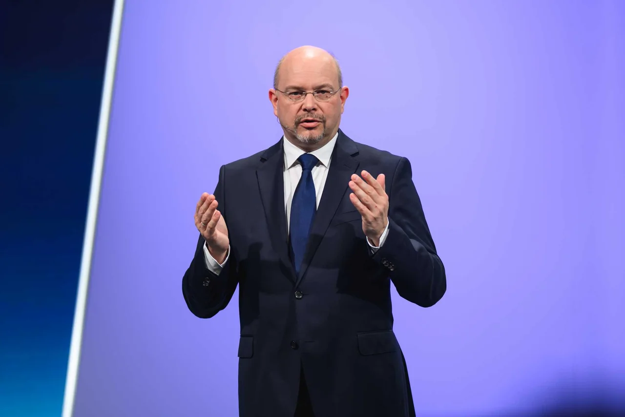 BMW Simplifies Capital Structure