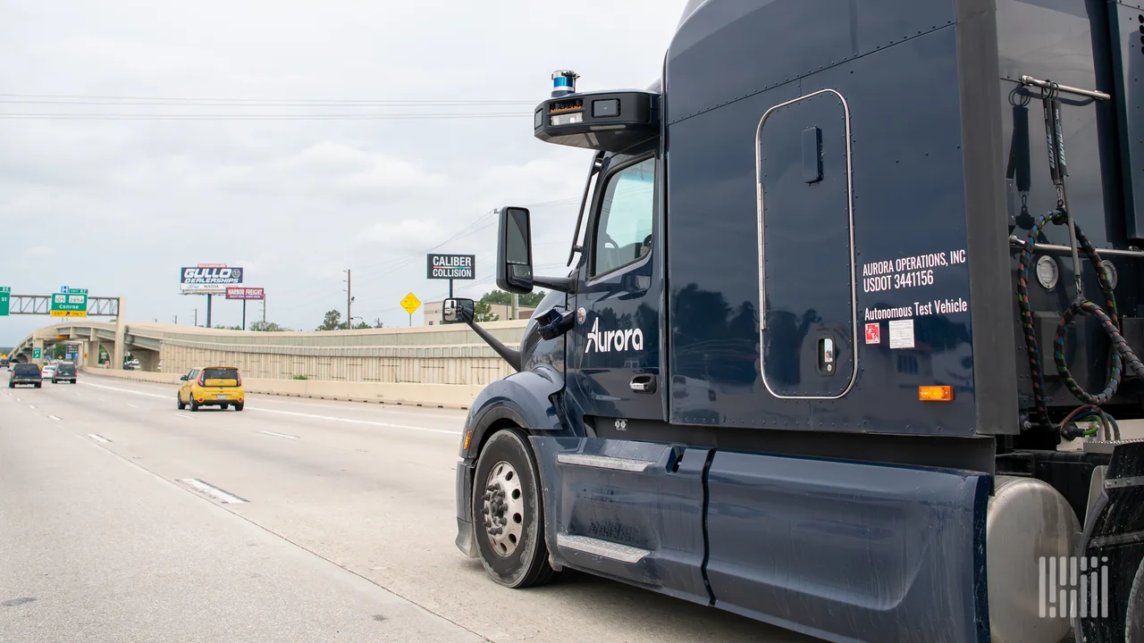Autonomous Truck Breakdowns: Industry's Lack of Preparedness Raises Concerns