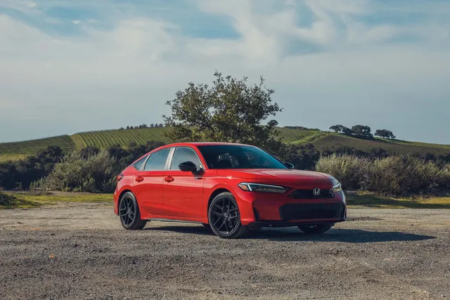 Honda Civic Sport Hybrid Hatchback: A Compelling Alternative to the Competition