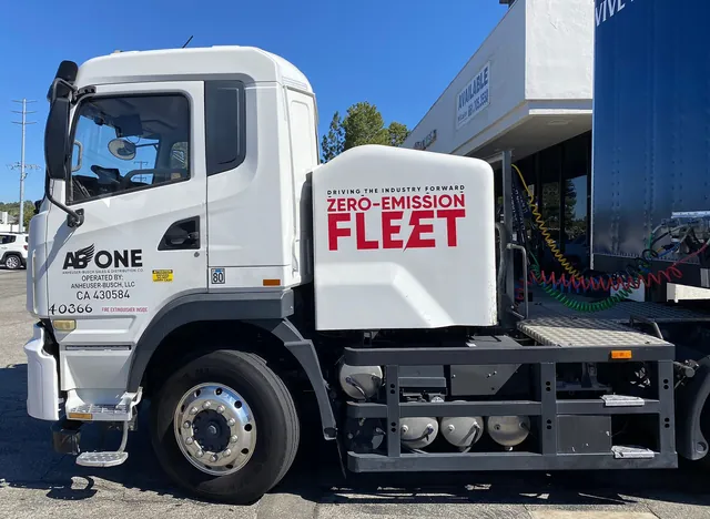 California Unveils $1 Billion Rebate Program for Zero-Emission Trucks