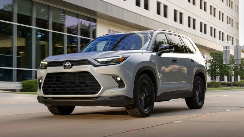 Toyota Grand Highlander Space Upgrade - image 2