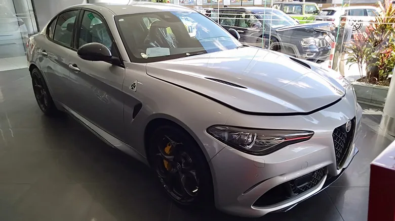 Alfa Romeo Giulia Quadrifoglio Depreciation Reveals Surprising Resale Value - image 3