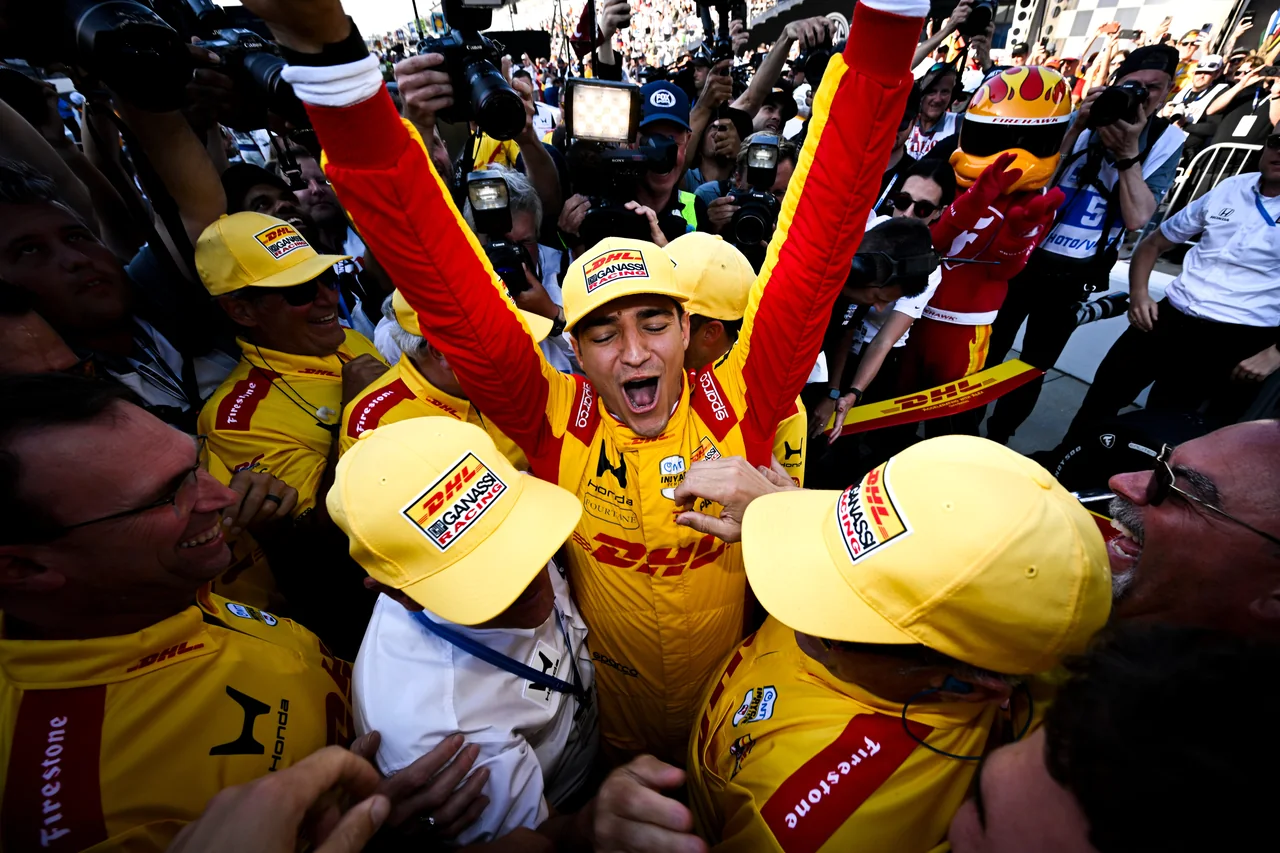 Palou Stuns Field with Record-Breaking Indy 500 Pole