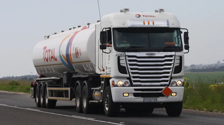 The Decline of Cab-Over Semi-Trucks in America - image 3