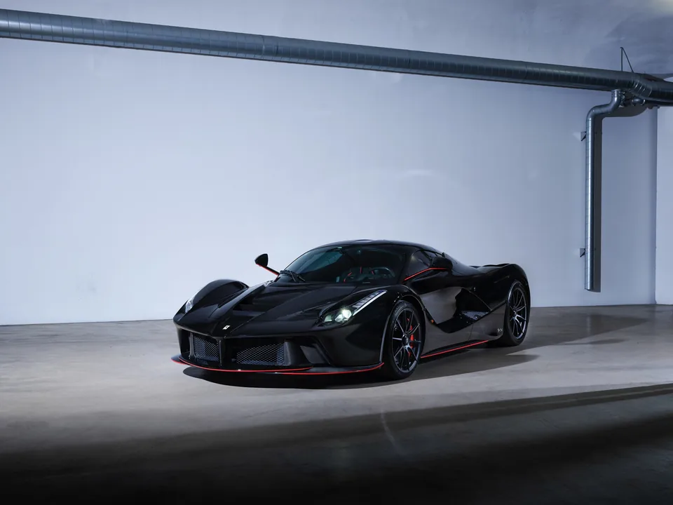Rare Ferrari LaFerrari Hypercar Sells for Record-Breaking Price - image 2