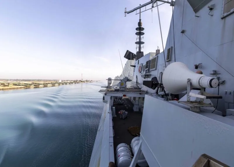 HMS Dragon Transits Suez Canal Ahead of Hormuz Security Mission - image 2