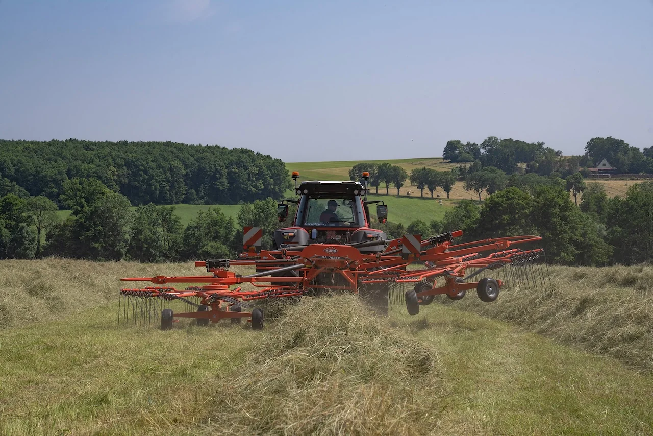 Twin-Rotor Rake Revolutionizes Farming