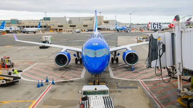 JetBlue Expands Fort Lauderdale Hub with Airbus A220 Base