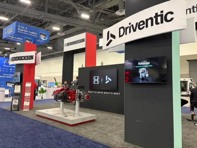Hendrickson Unveils Electraax E-Axle for Medium-Duty Electric Trucks - image 2