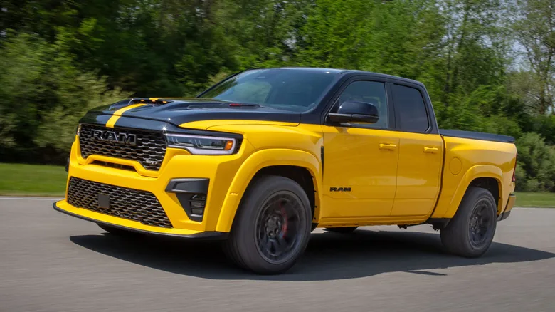 Ram Rumble Bee Revival: 777-Horsepower Muscle Truck Returns - image 4