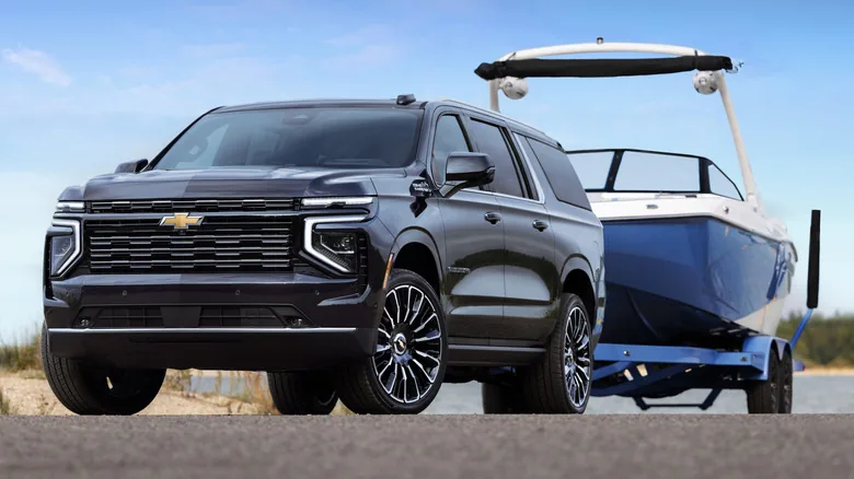 Last Diesel-Powered Trucks And SUVs Left In America - image 4