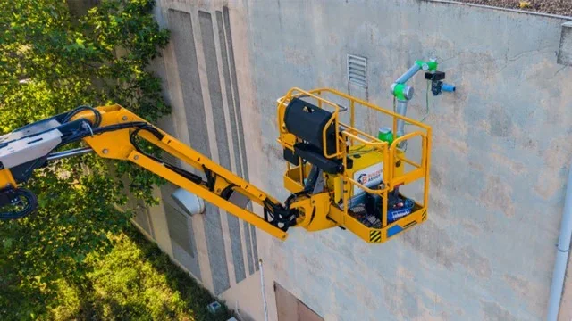Haulotte Tests Robotic Construction Arm on MEWPs