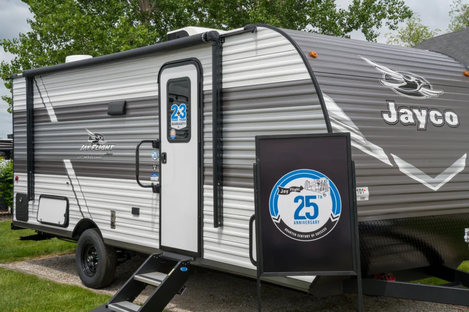 Jayco Celebrates Quarter Century of Trailers - image 2