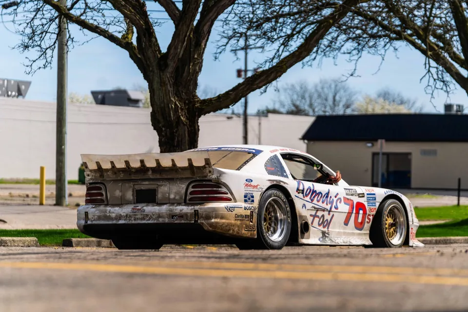 Legendary Mustang Cobra Sells After 30 Years in Museum - image 4