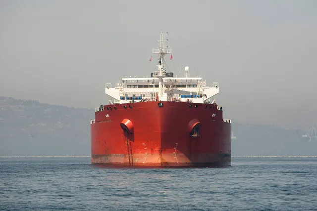 US Oil Reserve Shipped to California for First Time