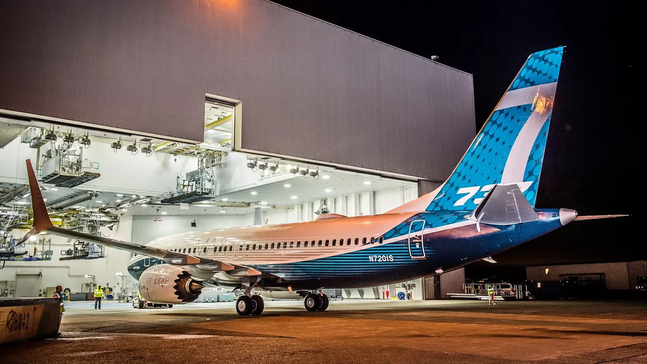 Boeing 737 MAX 7 Certification On Track
