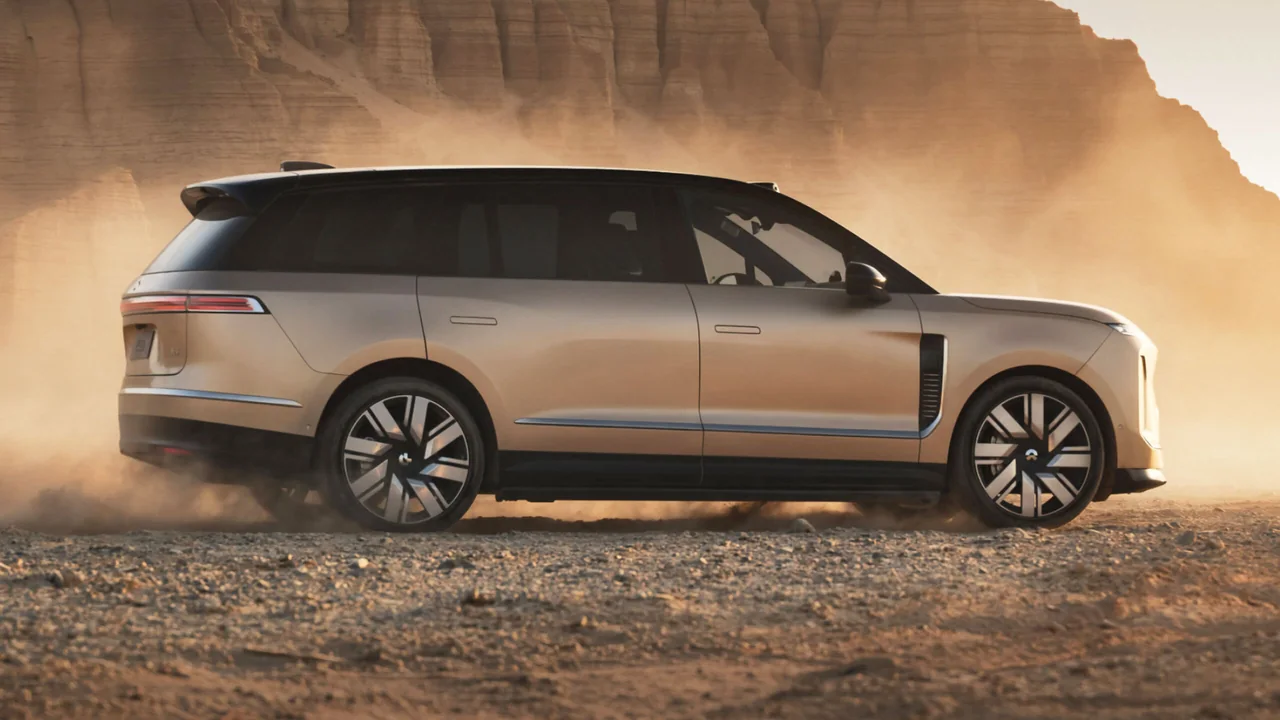 Nio's Flagship Battery Swap Revolution