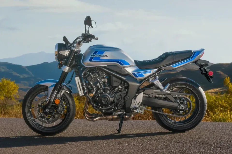 Honda Brings Retro Superbike to the US Market - image 4
