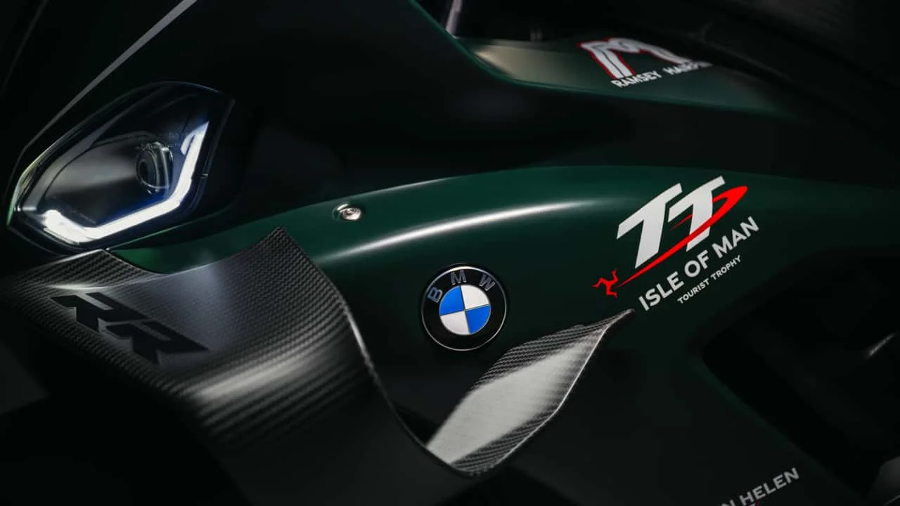 BMW Unveils Special Edition Superbike for Iconic Isle of Man TT