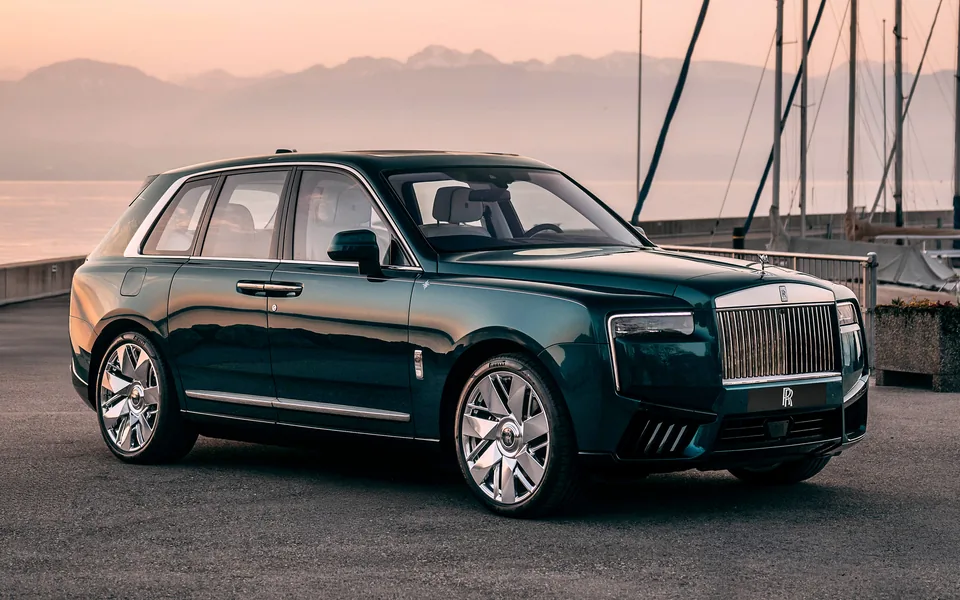 Maextro SUV Takes Aim at Ultra-Luxury Rivals - image 4