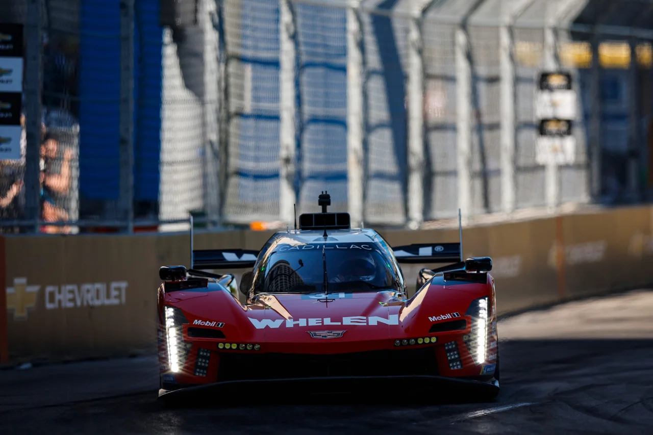 Cadillac Dominates in Chaotic Detroit IMSA Race