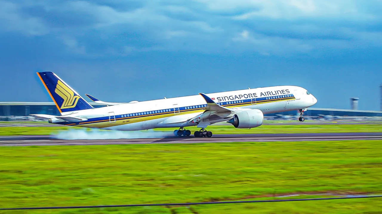 A350's Carbon Fiber Fuselage Makes It Nearly Impossible To Repair After A Hard Landing