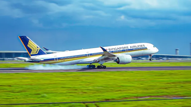 A350's Carbon Fiber Fuselage Makes It Nearly Impossible To Repair After A Hard Landing