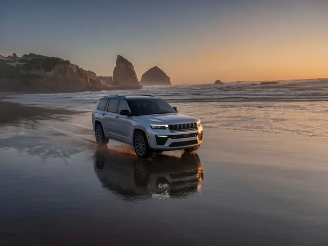 Jeep Hints at Return of Iconic Hemi V-8 Powertrain
