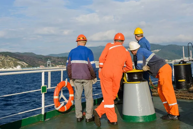 UK Marine Industry Salaries Struggle to Keep Pace