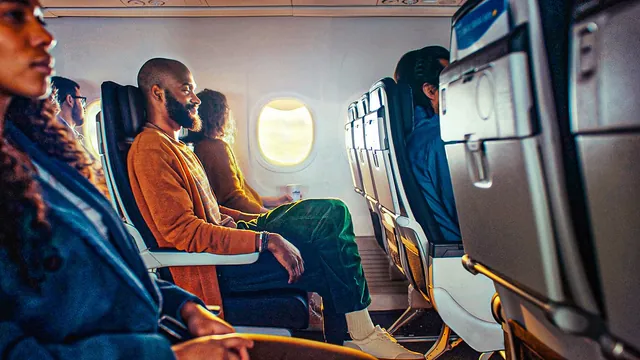 Cabin Crew Can Spot Frequent Flyers with a Single Boarding Move