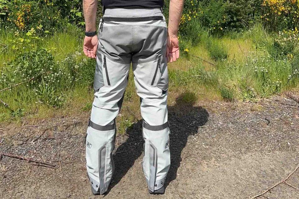 Klim Badlands Pro Pants Review: Adventure Riding Gear for the Discerning Rider - image 4