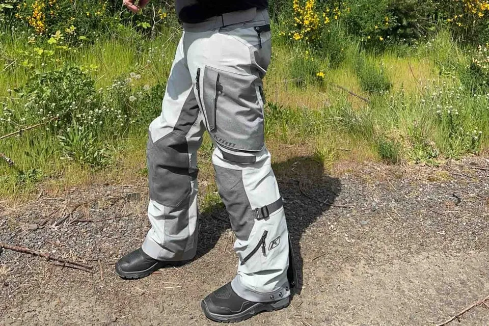 Klim Badlands Pro Pants Review: Adventure Riding Gear for the Discerning Rider - image 2