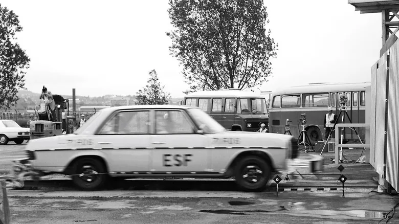 Mercedes Crumple Zone Revolution - image 3