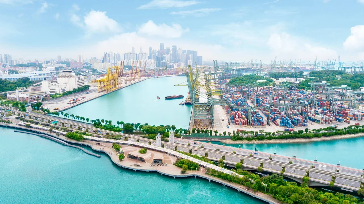 Singapore Maritime Sector Unveils Decarbonization and Digitalization Plans