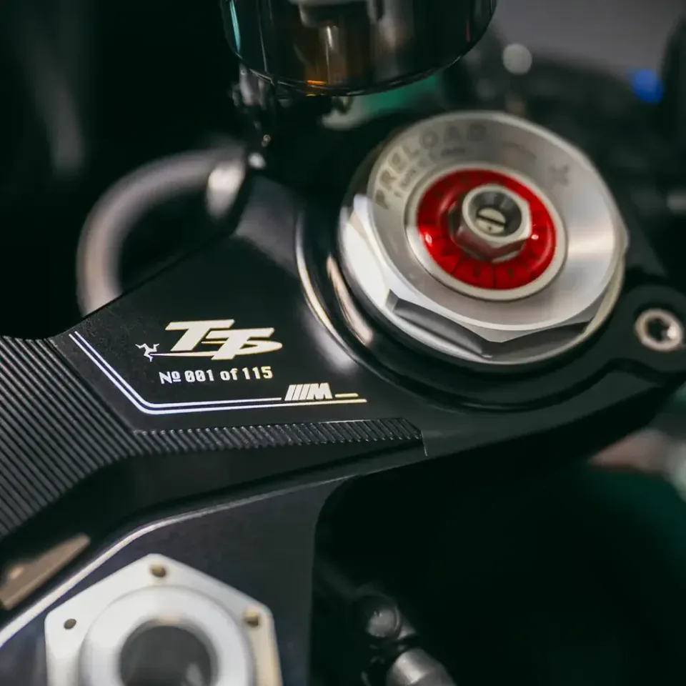 BMW Unveils Exclusive 2026 M 1000 RR Limited Edition Isle of Man TT - image 3