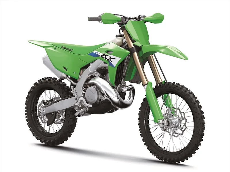 Kawasaki Revives Big-Bore Two-Stroke Lineup - image 3