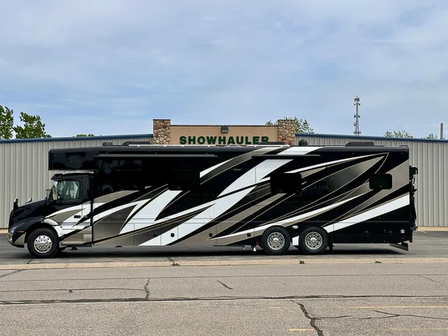 Distinctive Toy Hauler Builder ShowHauler Takes Customization to New Heights