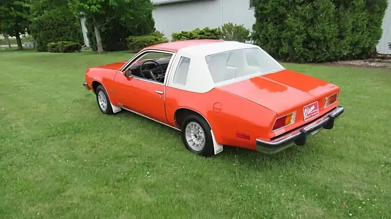 Low-Mileage 1976 Pontiac Sunbird: A Rare Find or Overhyped Relic? - image 3