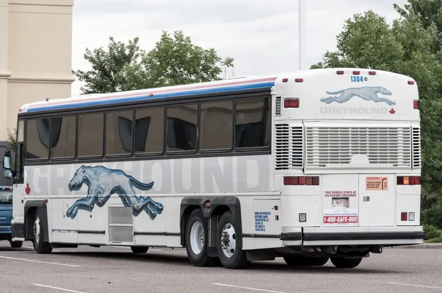 California's Meal Break Rule for Bus Drivers Struck Down