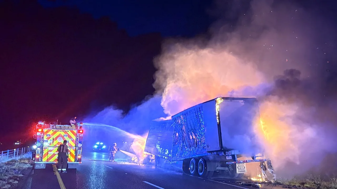 Trailer Fire Foils Human Smuggling Attempt in South Texas