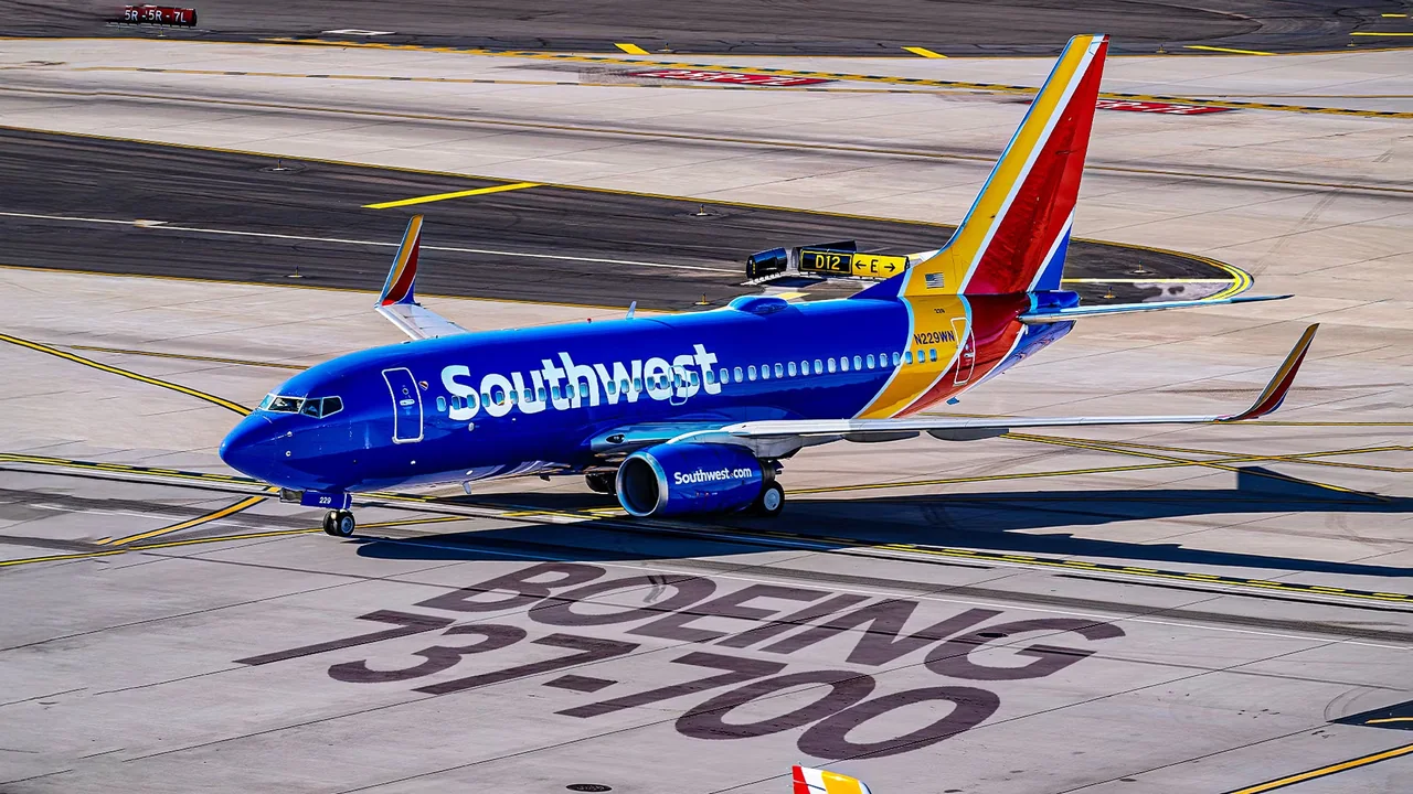 Southwest Airlines Boeing 737 Diverts Due to Damaged Engine