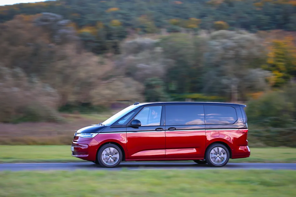 South Africa's PHEV Sales Soar as Plug-in Hybrids Dominate Market - image 3