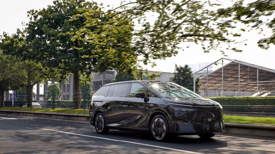 BMW Beats EV Range Records, But Not Its Own Promise - image 3