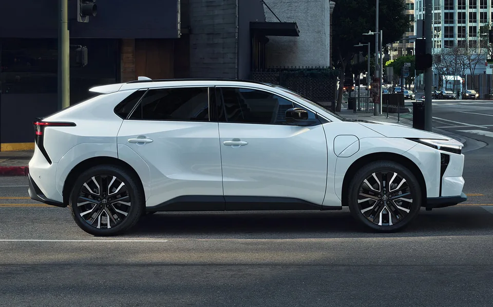 BMW Beats EV Range Records, But Not Its Own Promise - image 4