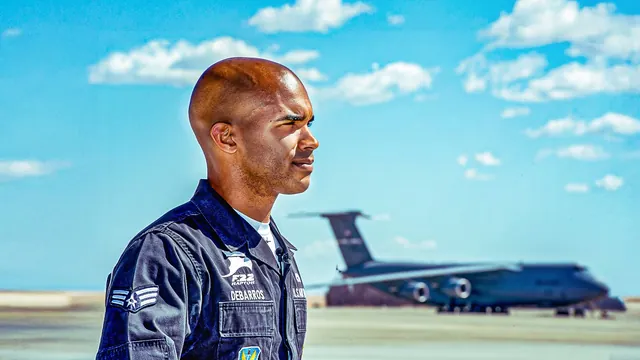 Military Pilot Salaries Still Can't Compete With Airlines