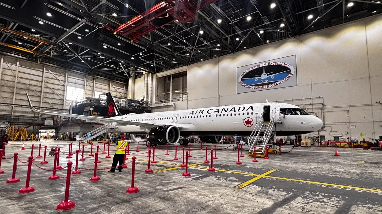 Air Canada Unveils New Airbus A321XLR Jet