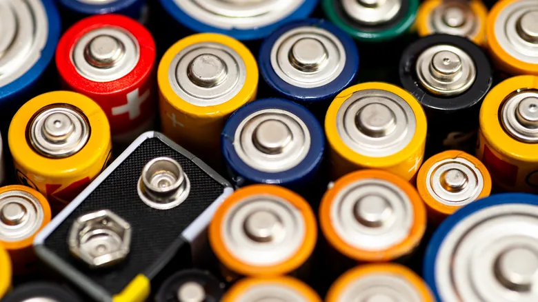 Garbage Truck Fires Spark Concern Over Lithium-Ion Batteries - image 2