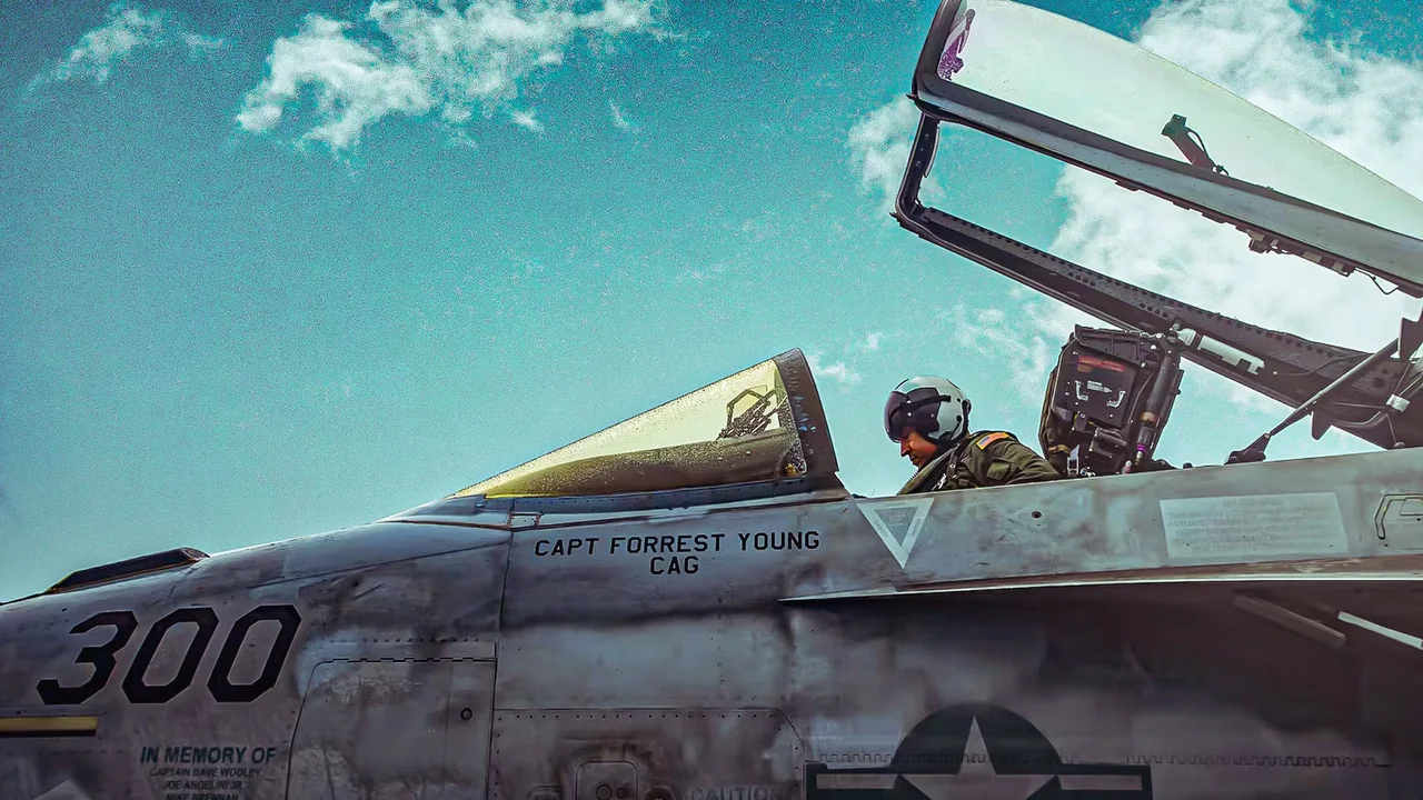 US Navy Carrier Air Wing Commander Salaries Hit New Heights