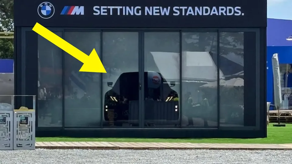 BMW Unveils Electric M3 at Le Mans - image 2